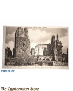 Postcard 1914-18 ,Arras apres le bombardement , L'Hotel de Ville et le Beffroi (Cote Est)