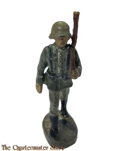 Wehrmacht Soldat mit karabiner1940 (Wehrmacht soldier with carbine Elastoline style)