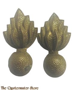 Pair collar badges Grenadier Guards 