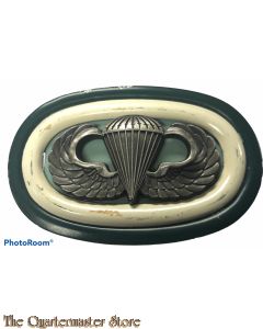 Jumpwing on metal oval 511th Parachute Infantry Regiment (late 40s early 50s production)