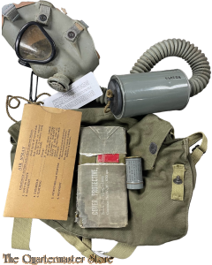 US Army M6 Lightweight Service gasmask with bag WW2
