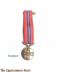 Miniatuur Medaille voor het 10-jarig lidmaatschap van de Bond van Nederlandse Militaire Oorlogsslachtoffers
