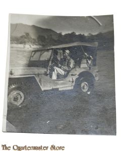WW2 period original Photo US Soldier in Jeep
