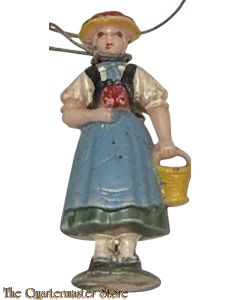WhW Spende abzeichen ceramic Figur (Donation item WhW ceramic figure)