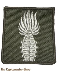 Stoffen Brevet - Geoefend Handgranaat werper wit