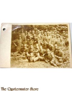Foto groep ned militairen 1914-18 voor bomengroep