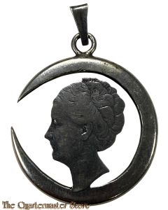 WW2 zilveren rijksdaalder voor aan  ketting ; stil verzet 1940/45
