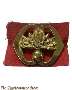 Baret embleem Garde Grenadiers ( 4 ponsgaten)