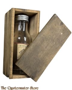 France - WW1 Medical glass container in wooden transport box 