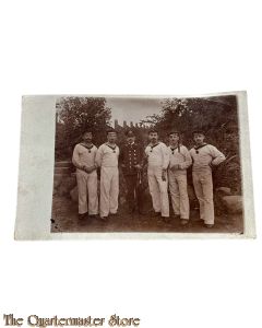 Postkarte/ Photo 1915 5 Marine soldaten mit Offizier 
