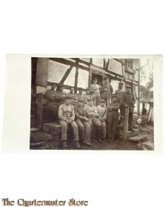 (Feld) Postkarte/Studiophoto 1914 14 Deutsche Soldaten teils rauchend