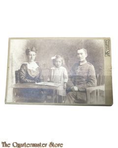 Studio photo 1916  Deutscher Unteroffizier EK1 und 2 mit Familie