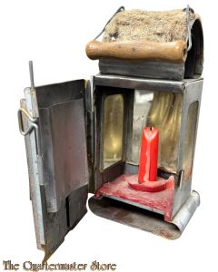 Pre 1940 Duitse zinken seinlamp met houten handvat