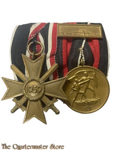 Doppelspange Kriegsverdienstkreuz mit Schwertern und Anschluss medaille 