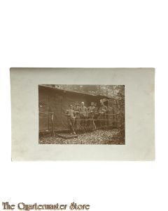 Postkarte/ Photo Weinachten 1917 holzhaus mit Soldaten 