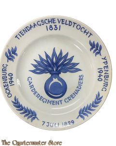 Aardewerk wandbord garderegiment Grenadiers 1940