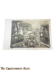 Postkarte/ Photo 1915 Deutsche Soldaten mit Civilisten Kriegsweihnachten 1915