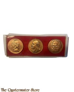 DDR -   Etui mit plaquettes Marx Engels und Lenin