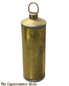 Bedkruik gemaakt van huls (Hot water bottle made from shell casing)