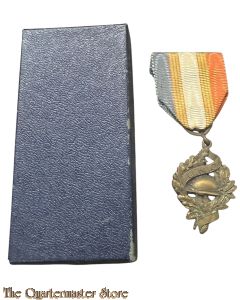 France - Military medal, military badge, U.N.C. decoration for National Union of Combatants boxed