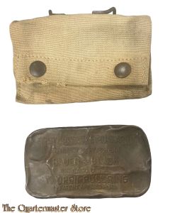 WWI US Army M1910 First aid pouch with 1908 !  tin  (M1910 verbandsblik met tas)