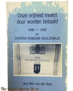 	De schrijver laat in dit boek de gebeurtenissen tijdens de oorlog op indringende wijze passeren en laat een gevoel achter van hoe waanzinnig een oorlog is. Het laatste derde deel vertelt de geschiedenis vanaf de 17e eeuw van de dorpen rondom Haulerwijk.