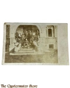 Postkarte/Studio photo 1916 Deutsche Soldaten vor Ein weisses Haus