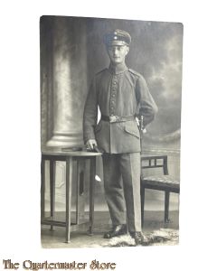 Postkarte / Studio photo 1914  Deutscher Soldat mit Seitengewehr und Schirmmutze