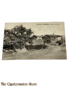 (Feld)Postkarte 1915 Dontrien, Frankreich. Partie an der Kirche 