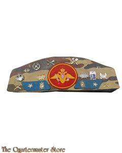 Russia - Militaire camo Oesjanka met badges 