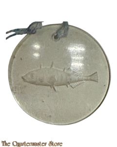 WHW/Glasabzeichen/Tiere des Dorfteiches Stichling 1940